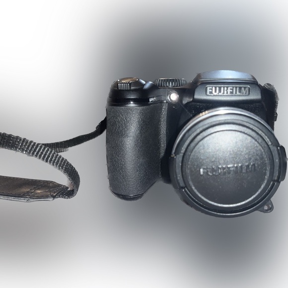 Fujifilm FinePix S700